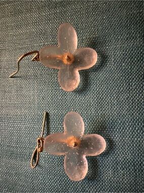 Delicate White Flower Drop Earrings - Minimal Floral Design